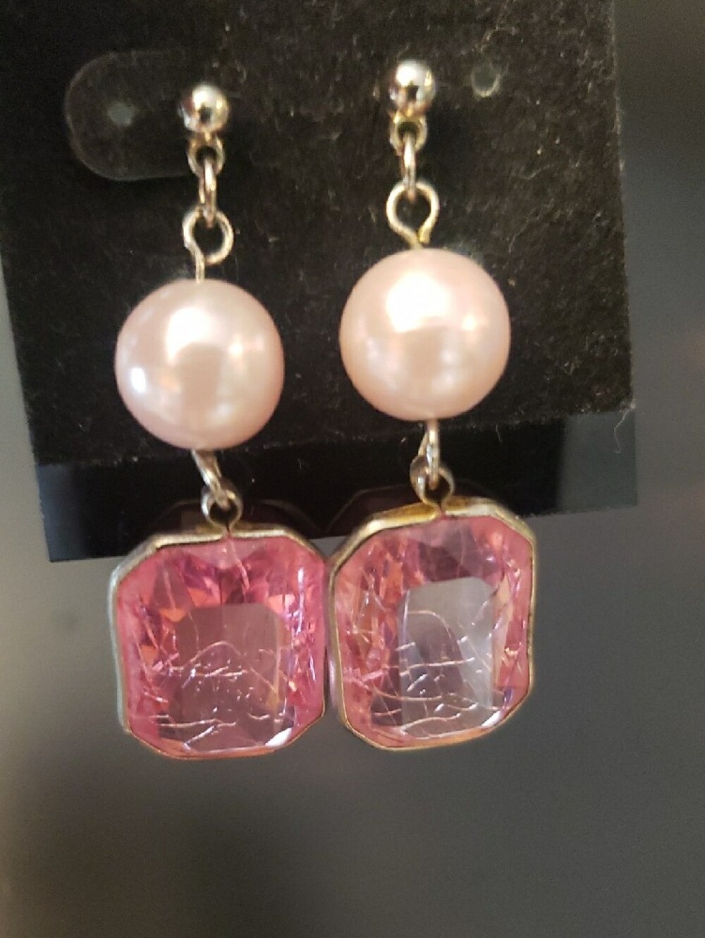 Vtg Pink Pearl and Faceted Faux-Crystal Drop Earrings - 1.75" Drop